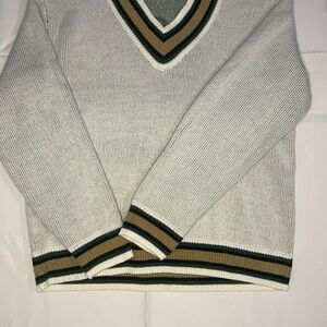 Men's PacSun White and Green V-Neck Sweater size Small